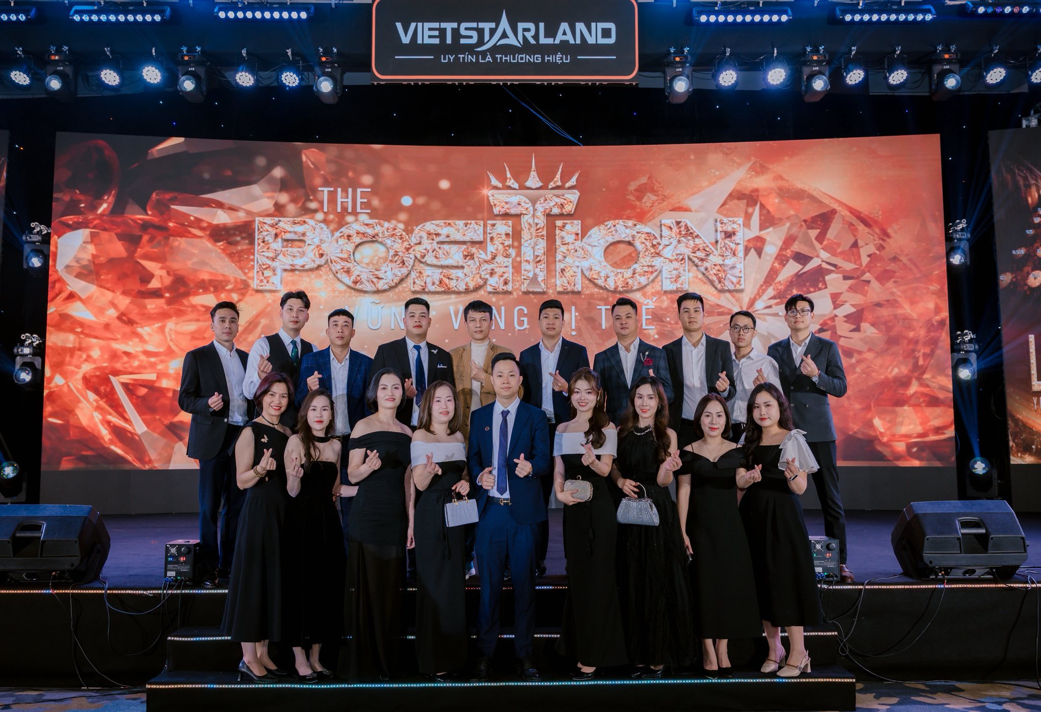 Đội ngũ tinh nhuệ Vietstarland