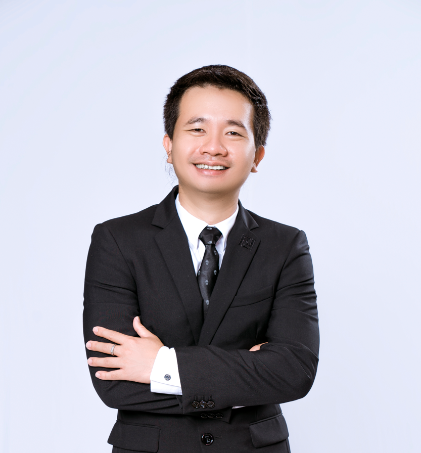 Ông Hoàng Đình Khiêm - Chủ tịch Vietstarland